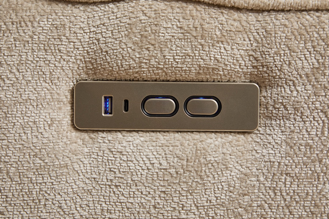 Dumonde sarokgarnitúra 3 elektromos relaxfunkcióval, USB, USB-C töltéssel, tálcával, olvasólámpákkal, pohártartóval, textil, Vireon 317x347cm