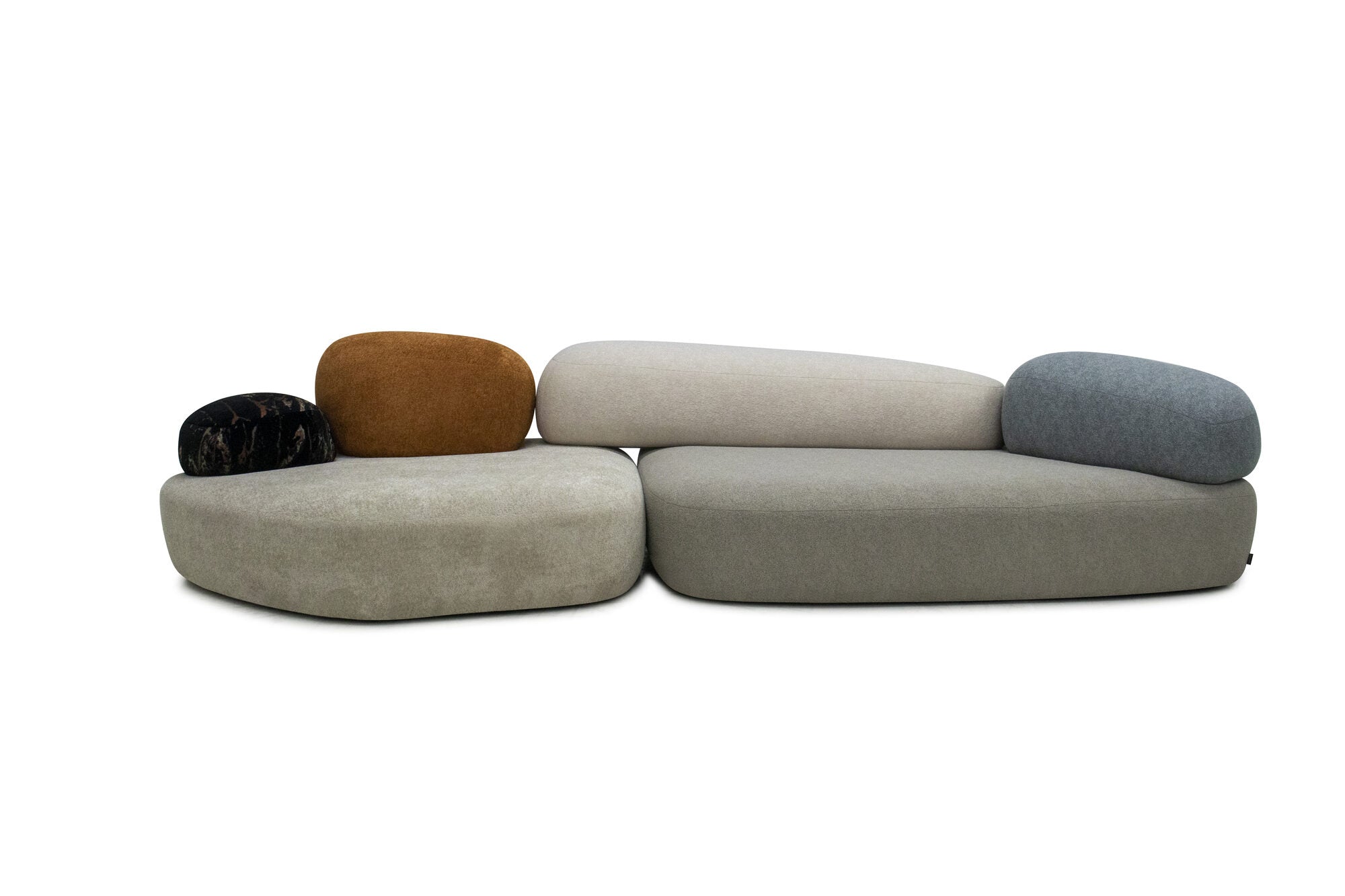 Dumonde félkör alakú kanapé kényelmes HR Ambra hab ülőfelülettel 390x150 cm