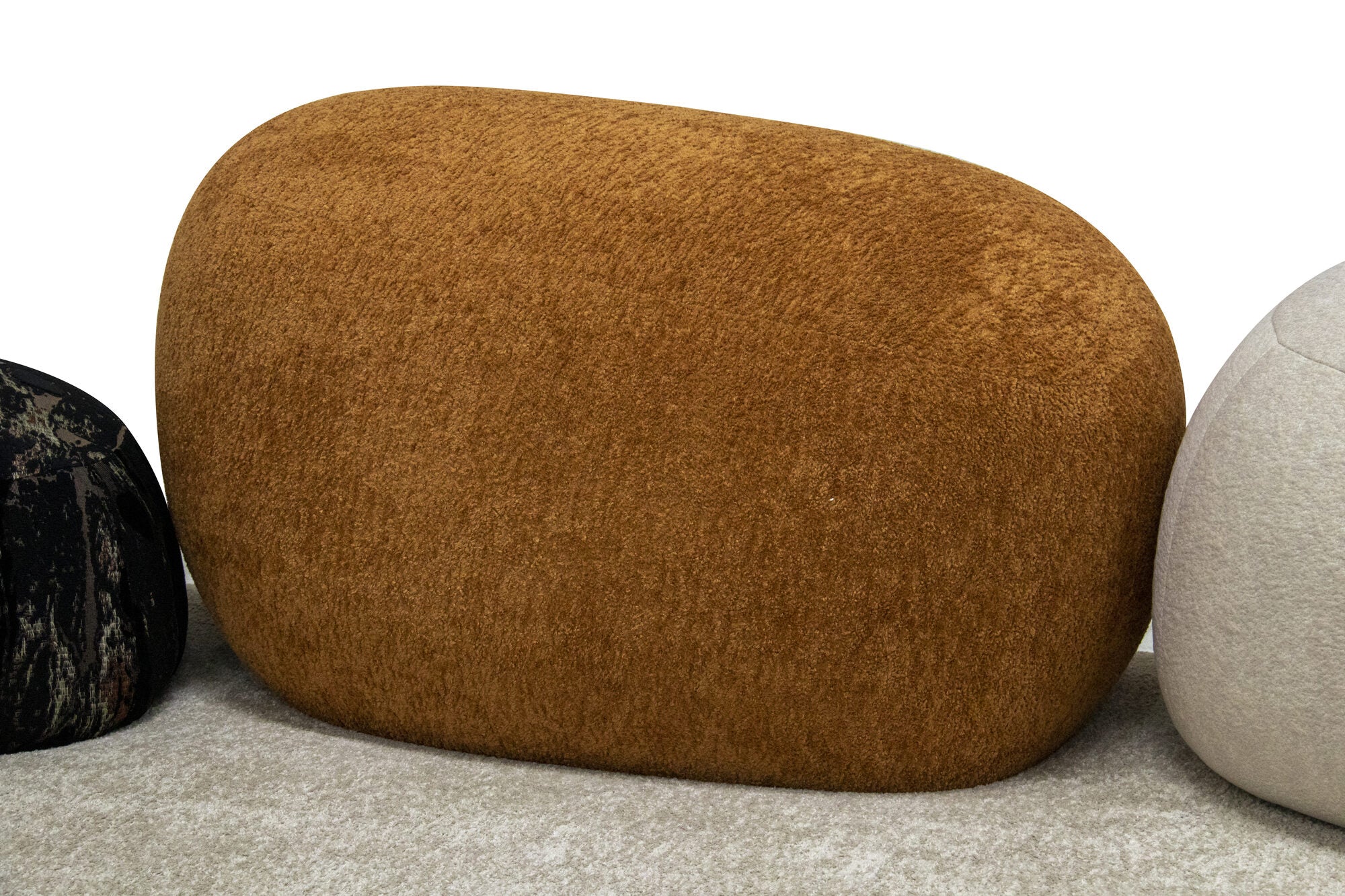 Dumonde félkör alakú kanapé kényelmes HR Ambra hab ülőfelülettel 390x150 cm